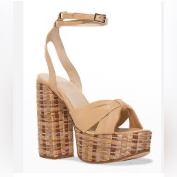 Chelsea Paris
Zasa Raffia Leather Ankle-Strap Platform Sandals - Picture 2 of 9